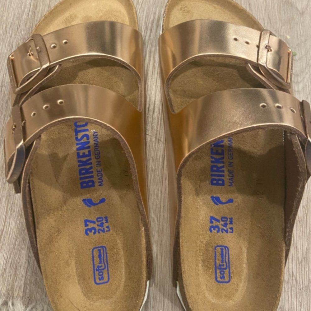 Arizona Rose Gold Birkenstocks - Size 6-6.5 US